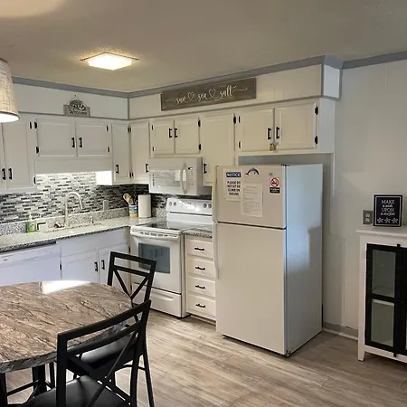 Perfect Location At The Beach! 1St Floor Unit !